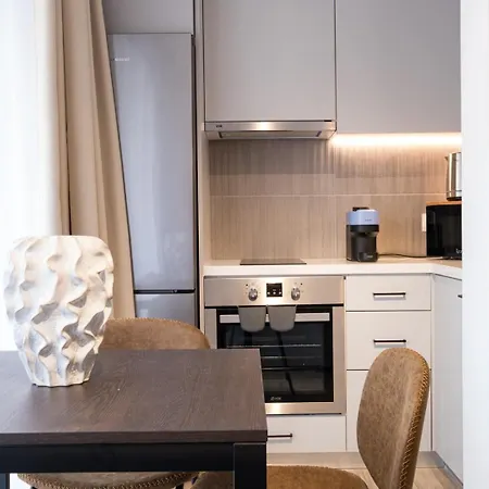 Olympia Vi Studio Apartment *